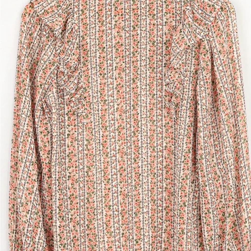 Floral Print Ruffled Button-Up Top - Picture 3 of 6